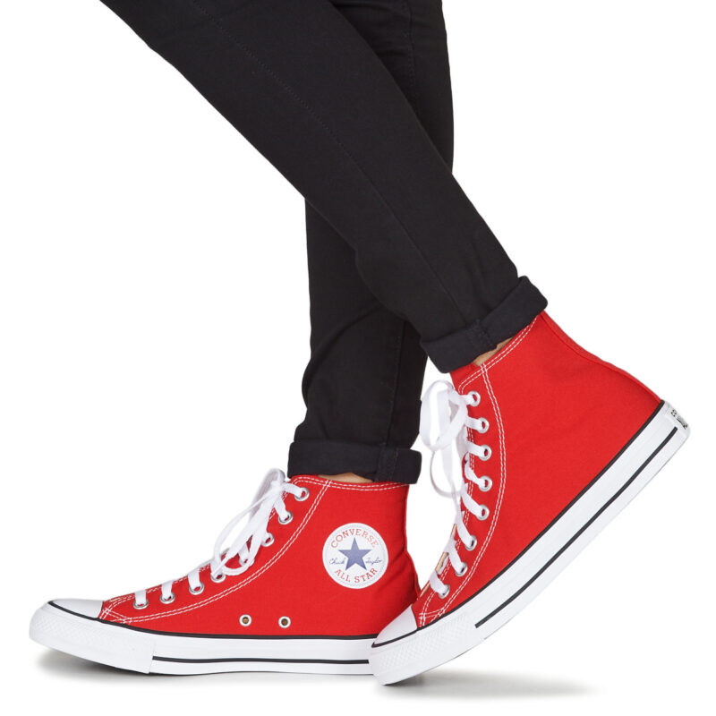 Converse CHUCK TAYLOR ALL STAR CORE HI Red High-Top Sneakers Women - 8