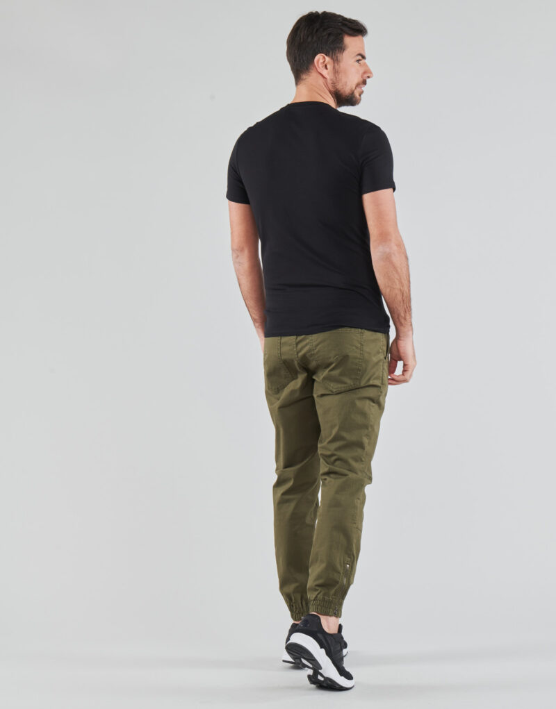 T-shirt Guess CN SS CORE TEE Nero T-shirt maniche corte Uomo - 4
