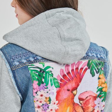 Giacca-in-jeans-donna-Desigual-CHAQ_OLIMPIA-Blu-Desigual-8445110274125-4