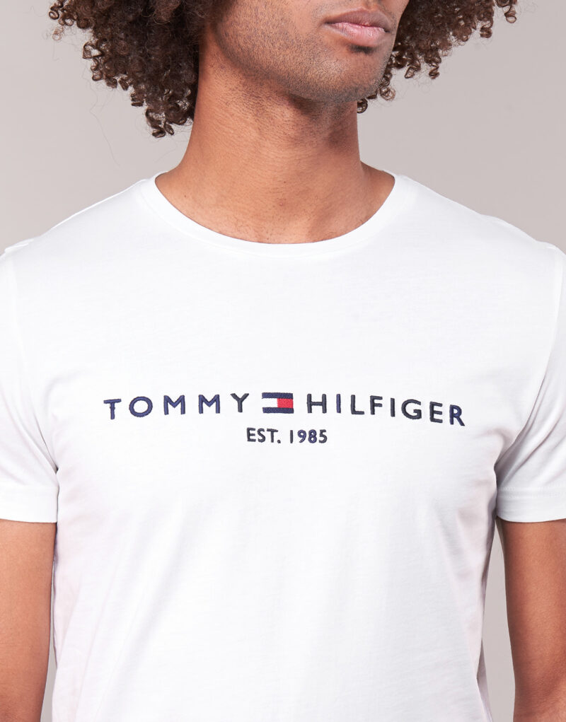 T-shirt Tommy Hilfiger TOMMY FLAG HILFIGER TEE Bianco T-shirt maniche corte Uomo - 6