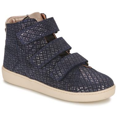 Scarpe per bambine Bisgaard GAIA V in colore marine, eleganti e confortevoli, ideali per ogni occasione. Realizzate con materiali di alta qualità, queste scarpe offrono stile e supporto per i piedi delle giovani ragazze. Perfette per l'uso quotidiano o occasioni speciali. Disponibili online su Outlet Scarpe.