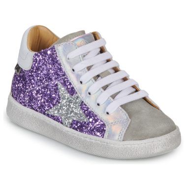 Scarpe bambina ragazza Citrouille et Compagnie NEW 53 Viola, eleganti e comode, ideali per ogni occasione. Perfette per il tempo libero e la scuola, queste scarpe offrono stile e comfort per le più giovani. Acquista ora le Citrouille et Compagnie per un look alla moda e di qualità.