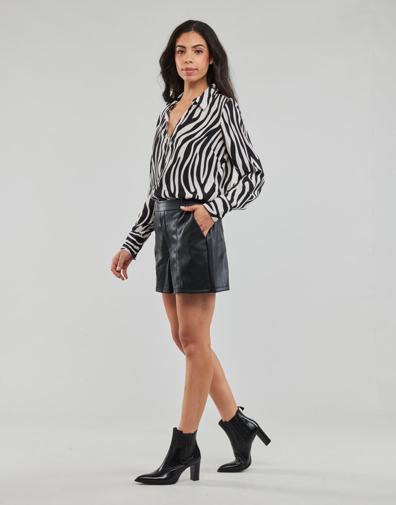 Shorts Vila VIPEN RW COATED SHORTS Nero Shorts Donna - 3