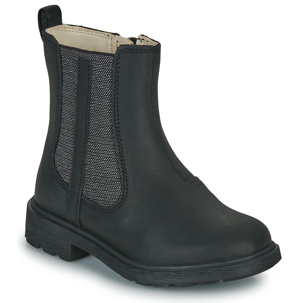 Stivaletti bambina ragazza Clarks ASTROL ORIN T Nero, eleganti e comodi, perfetti per ogni occasione. Realizzati con materiali di alta qualità, offrono un’ottima vestibilità e supporto per i piedi delle piccole. Ideali per l'autunno e l'inverno, questi stivaletti uniscono stile e funzionalità, rendendoli un must-have per il guardaroba delle giovani fashioniste.
