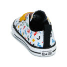 Converse CHUCK TAYLOR ALL STAR EASY-ON DOODLES Blanc Baskets Enfant - 5