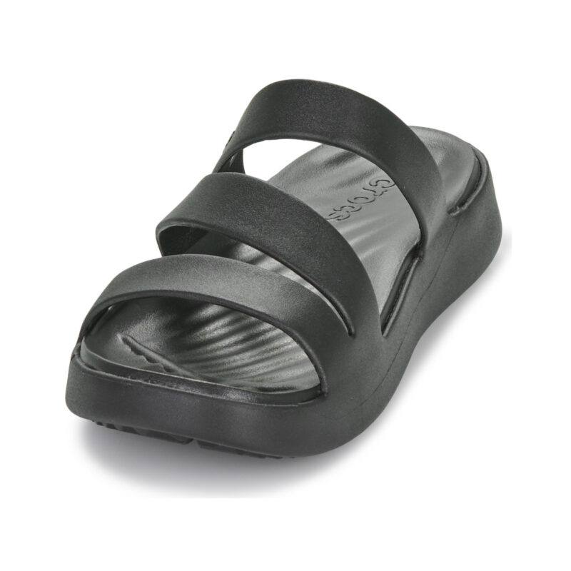 Pantuflas Crocs Getaway con tiras negras para mujer - 3