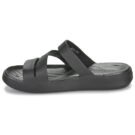 Pantuflas Crocs Getaway con tiras negras para mujer - 4