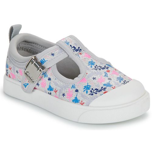 Ballerine per bambina Clarks CITY DANCE T. in argento, ideali per occasioni speciali e look eleganti. Comfort e stile uniti in un design raffinato, perfetti per ogni passo delle tue piccole. Acquista ora le Clarks Sandali bambina ragazza e garantisci qualità e moda per le tue giornate!