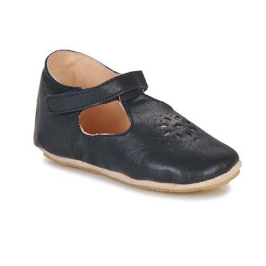 Ballerine bambina ragazza Easy Peasy MY LILLYP Blu, eleganti pantofole in morbido materiale, ideali per il comfort quotidiano, perfette per occasioni speciali e per la vita di tutti i giorni. Design alla moda e colore blu che si abbina facilmente ad ogni outfit, ideale per bambine alla moda. Compra ora le pantofole Easy Peasy MY LILLYP per garantire stile e comodità alle tue piccole!