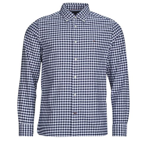 Camicia a maniche lunghe uomo Tommy Hilfiger CLASSIC OXFORD GINGHAM RF SHIRT in colore marine, realizzata in cotone di alta qualità, ideale per look casual o eleganti. Perfetta per ogni occasione, questa camicia si distingue per il suo classico motivo a quadri, garantendo stile e comfort. Acquista ora la tua Tommy Hilfiger CLASSIC OXFORD GINGHAM RF SHIRT per un guardaroba alla moda.