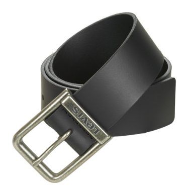 Cintura Uomo Levis ALDERPOINT Nero, elegante e versatile, perfetta per ogni occasione. Realizzata in materiale di alta qualità, offre comfort e durata. Ideale per completare il tuo look casual o formale, questa cintura è un accessorio indispensabile nel guardaroba maschile. Scopri il design raffinato e la funzionalità della Cintura Uomo Levis ALDERPOINT Nero, perfetta per chi cerca stile e praticità.