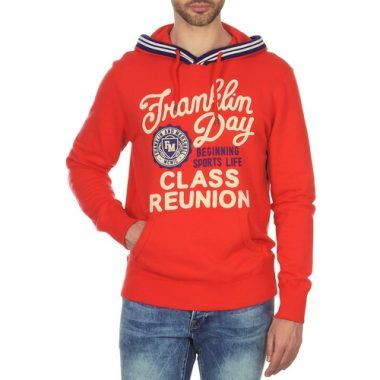 Felpa Uomo Franklin & Marshall GOSFORD di colore Rosso, realizzata in cotone di alta qualità, ideale per un look casual e trendy. Perfetta per la stagione autunnale e invernale, questa felpa presenta un design moderno con logo iconico, comode tasche laterali e cappuccio regolabile. Aggiungi un tocco di stile al tuo guardaroba con la felpa Franklin & Marshall GOSFORD.
