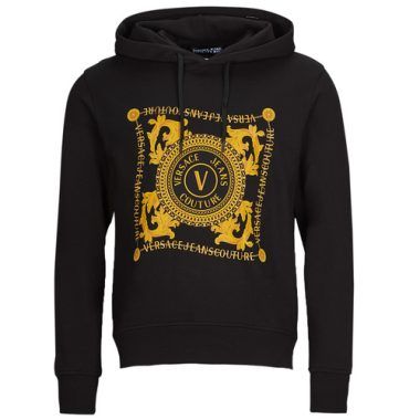 Felpa Uomo Versace Jeans Couture GAIF07 in Nero, elegante e trendy, perfetta per un look casual-chic. Realizzata con materiali di alta qualità, offre comfort e stile. Acquista ora per aggiornare il tuo guardaroba con un tocco di classe!
