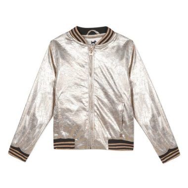 Giubbotto bambina ragazza Chipie 8R40014-78 Marrone, elegante e caldo, ideale per l'inverno, offre comfort e stile. Perfetto per le giovani trendsetter, questo giubbotto è realizzato con materiali di alta qualità. Acquista ora il giubbotto Chipie e fai brillare il look della tua bambina!