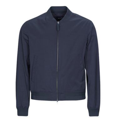 Giubbotto Gant LIGHT BOMBER JACKET Marine per uomo, ideale per outfit casual, realizzato in tessuto di alta qualità. Design elegante e moderno, perfetto per la stagione autunnale e invernale. Disponibile in vari colori, è un must-have per il guardaroba maschile. Acquista ora il tuo Gant giubbotto e porta il tuo stile a un livello superiore.