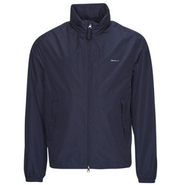 Giubbotto Gant LIGHT WINDSHIELDER in colore Marine, ideale per uomo. Realizzato con materiali leggeri e traspiranti, questo giubbotto offre comfort e stile. Perfetto per le giornate ventose e le attività all'aperto. Acquista il tuo Gant Giubbotto LIGHT WINDSHIELDER Marine per un look elegante e funzionale. Giubbotti Uomo di alta qualità, disponibili ora.
