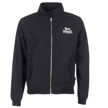 Giubbotto Lonsdale HARRINGTON Nero per uomo, elegante e versatile, ideale per ogni occasione. Realizzato con materiali di alta qualità, offre comfort e stile. Perfetto per un look casual e alla moda, questo giubbotto è un must-have nel guardaroba maschile. Scopri il comfort e la durata dei giubbotti uomo Lonsdale.
