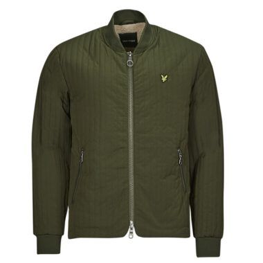 Giubbotto uomo Lyle & Scott JK1902V Kaki, elegante giacca leggera ideale per la stagione. Realizzato con materiali di alta qualità, offre comfort e stile. Perfetto per abbinamenti casual e outdoor. Acquista ora il giubbotto Lyle & Scott, l'ideale per un look moderno e versatilità nel tuo guardaroba.
