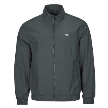 Giubbotto uomo Tommy Jeans TJM ESSENTIAL JACKET EXT in Grigio, elegante e versatile, ideale per ogni occasione. Perfetto per un look casual e sportivo, questo giubbotto è un must-have tra i giubbotti uomo. Realizzato con materiali di alta qualità, offre comfort e stile. Acquista ora il Tommy Jeans Giubbotto TJM ESSENTIAL JACKET EXT Grigio per aggiungere un tocco moderno al tuo guardaroba!