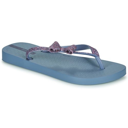 "Infradito bambina ragazza Ipanema LOLITA IV Blu, comode e trendy, ideali per l'estate. Perfette per passeggiate al mare e momenti di svago, queste infradito offrono stile e comfort. Scopri l'eleganza e la qualità di Ipanema, il marchio leader nelle calzature estive per bambini."