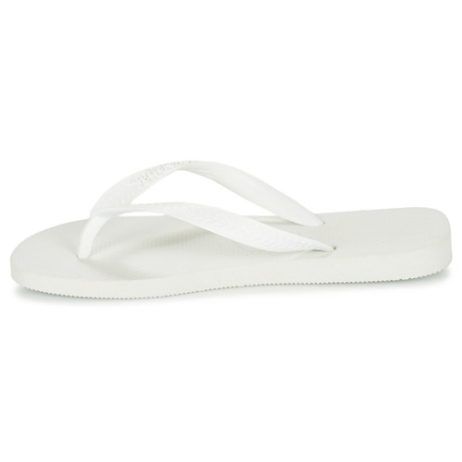 perfette da indossare in spiaggia o in città. Scarpe di alta qualità