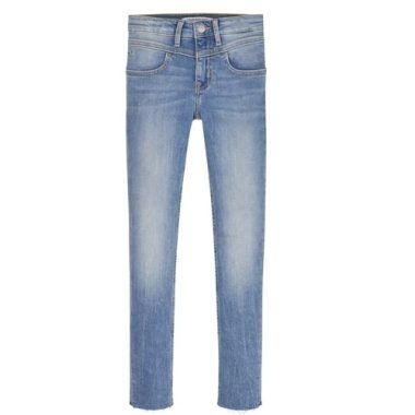 Jeans skinny ragazza Calvin Klein Jeans SOLILA Blu, eleganti e alla moda, perfetti per ogni occasione. Realizzati con materiali di alta qualità per garantire comfort e stile. Disponibili in blu, questi jeans si adattano perfettamente a qualsiasi outfit. Scopri il look trendy e versatile con i jeans Calvin Klein!