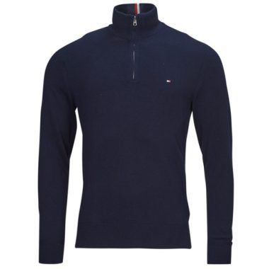 Maglione Uomo Tommy Hilfiger PIMA ORG CTN CASHMERE ZIP MOCK Marine, elegante e confortevole, realizzato in morbido cotone e cashmere, ideale per un look casual e sofisticato. Perfetto per le stagioni fredde, questo maglione presenta una chiusura con zip e un design raffinato, garantendo calore e stile. Disponibile in colore marine, un must-have per ogni guardaroba maschile.