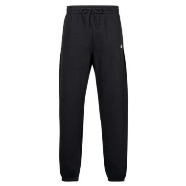 Pantaloni sportivi uomo New Balance FLEECE JOGGER in nero, ideali per comfort e stile. Perfetti per l'allenamento o il tempo libero, questi jogger offrono una vestibilità ergonomica e materiali di alta qualità per un'esperienza di movimento ottimale. Acquista ora i New Balance FLEECE JOGGER e aggiungi un tocco sportivo al tuo guardaroba!