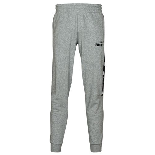 Pantaloni sportivi uomo Puma ESS TAPE SWEATPANT in grigio, design moderno e comfort elevato, ideali per attività sportive e tempo libero. Realizzati con materiali di alta qualità, offrono una vestibilità comoda e stilosa. Perfetti per il look athleisure, questi pantaloni Puma sono un must-have nel tuo guardaroba.