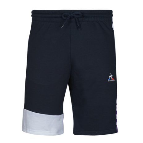 Pantaloni corti uomo Le Coq Sportif SAISON 2 Short N°1 M Marine, ideali per l'estate e le attività all'aperto. Realizzati in materiale leggero e traspirante, offrono comfort e stile. Perfetti per abbinamenti casual, sportivi o per il tempo libero. Scopri il look moderno e versatile di questi pantaloni corti, must-have nella tua collezione di moda maschile.