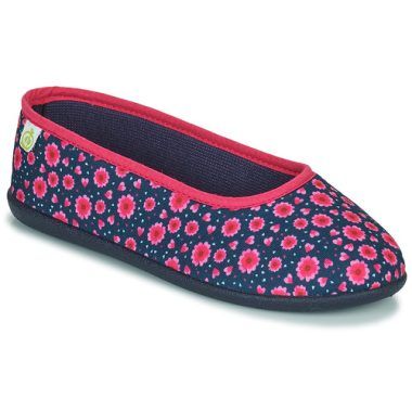 Pantofole bambina ragazza Citrouille et Compagnie NEW 7 Rosa, comode e trendy, ideali per il comfort quotidiano. Perfette per la stagione, queste pantofole sono realizzate con materiali di alta qualità e un design affascinante. Scopri la collezione di pantofole per ragazze di Citrouille et Compagnie, l'ideale per completare ogni look casalingo con stile ed eleganza.