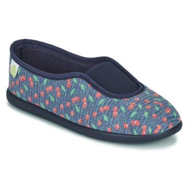 Pantofole bambina ragazza Citrouille et Compagnie NEW 9 Blu, eleganti e confortevoli, perfette per il relax a casa. Realizzate con materiali di alta qualità, queste pantofole offrono supporto e stile per le piccole. Fashionable e pratiche, sono ideali per ogni occasione domestica. Acquista ora le pantofole Citrouille et Compagnie per il massimo del comfort e dello stile!