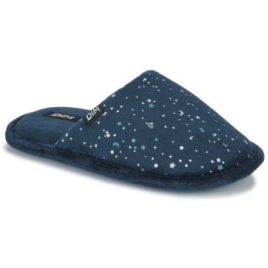 Pantofole DIM per bambina e ragazza modello D PERLE C in colore marine, ideali per comfort e stile, perfette per l'uso quotidiano a casa. Design elegante e pratico, ottime per mantenere i piedi caldi e alla moda. Acquista adesso le migliori pantofole DIM per il tuo bambino!
