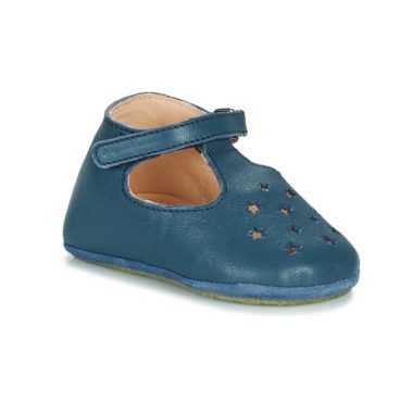 "Pantofole bambina ragazza Easy Peasy modello LILLOP in blu, ideali per garantire comfort e stile nel tempo libero. Realizzate con materiali di alta qualità, queste pantofole sono perfette per l'uso quotidiano, offrendo un design moderno e pratico per le piccole. Acquista ora le pantofole Easy Peasy LILLOP Blu per un look trendy e una delle migliori scelte per il benessere dei piedi dei bambini."