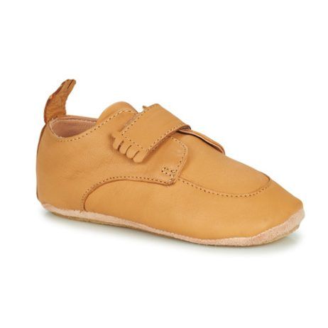 Pantofole bambina ragazza Easy Peasy SLIBOOTIES Marrone, eleganti e confortevoli, perfette per il benessere dei piedi delle piccole. Ideali per casa, realizzate in materiali di alta qualità e design accattivante, queste pantofole offrono un'ottima aderenza e stile. Scegli Easy Peasy per calzature sicure e alla moda!
