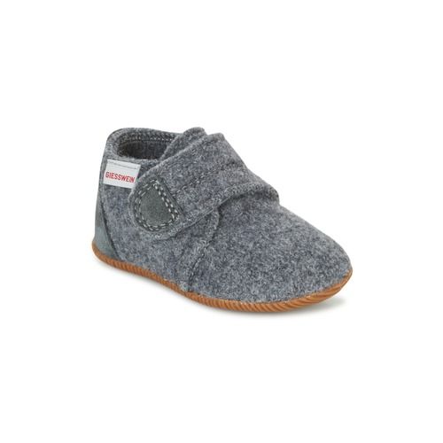 Pantofole Giesswein OBERSTAUFFEN grigie per bambina, perfette per il comfort quotidiano e l'accoglienza dei piedini. Design elegante e pratico, ideali per l'uso in casa. Scarpe per ragazza di alta qualità, resistenti e facili da indossare. Perfette per le piccole di casa, garantiscono calore e stile in ogni occasione. Acquista ora le Giesswein Pantofole bambina ragazza OBERSTAUFFEN grigio e scopri il comfort.