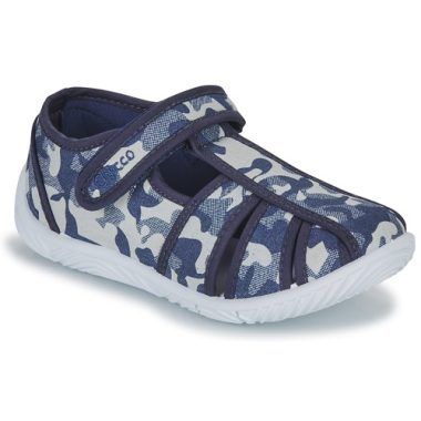 Pantofole Chicco per bambini TULLIO in blu, ideali per ragazzi. Realizzate con materiali di alta qualità, offrono comfort e stile. Perfette per l'uso domestico e durable nel tempo. Acquista ora le pantofole Chicco TULLIO per un look trendy e pratico!