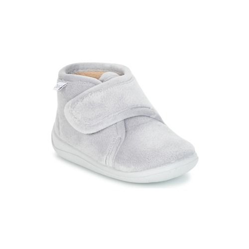 Pantofole Citrouille et Compagnie HALI Grigio per bambini e ragazzi, ideali per comfort e stile a casa. Scarpe morbide e calde, perfette per l'inverno, disponibili in un elegante grigio. Acquista ora le pantofole HALI per garantire il massimo del comfort ai tuoi piccoli.