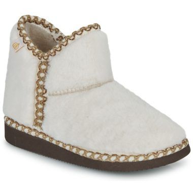 "Pantofole bambino ragazzo Citrouille et Compagnie NEW 23 Bianco, comode e stilose, ideali per l'uso quotidiano. Perfette per casa e relax, queste pantofoline offrono comfort ottimale e un design accattivante, perfette per i più piccoli."