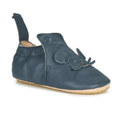 Pantofole Easy Peasy per bambini ragazzo modello BLUBLU MOUSE in blu, ideali per comfort e stile. Realizzate in materiali di alta qualità, queste pantofole offrono supporto e durata, perfette per le piccole avventure quotidiane. Acquista ora le pantofole BLUBLU MOUSE e scegli il meglio per i piedi del tuo bambino!