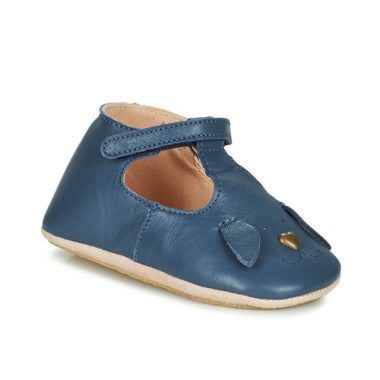 Pantofole Easy Peasy per bambino ragazzo modello LOULLYP CHIEN in blu, morbide e comode, ideali per l'uso quotidiano a casa. Realizzate con materiali di alta qualità, queste pantofole garantiscono comfort e stile, perfette per i piccoli. Disponibili in diverse taglie, sono un'ottima scelta per mantenere i piedi dei bambini caldi e protetti.