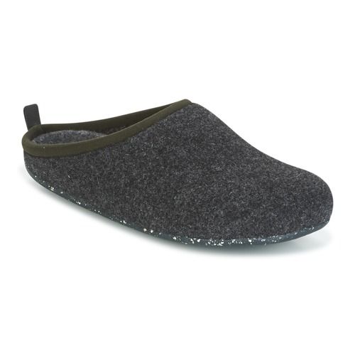 Pantofole Uomo Camper WABI Grigio - Comfort e stile in ogni passo, ideali per uso domestico e relax. Design innovativo e materiali di alta qualità, perfette per chi cerca calzature eleganti e confortevoli. Disponibili ora per un look contemporaneo e un comfort superiore.
