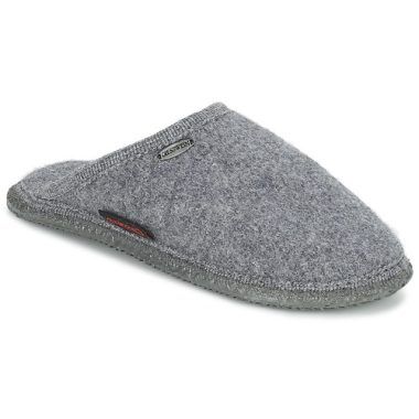 Pantofole uomo Giesswein TINO Grigio, comode e stylish, ideali per l'uso quotidiano. Realizzate in materiali di alta qualità per garantire comfort e durabilità. Perfette per rilassarsi a casa o per momenti di relax. Acquista ora le pantofole Giesswein TINO Grigio e scopri il perfetto equilibrio tra eleganza e comodità.