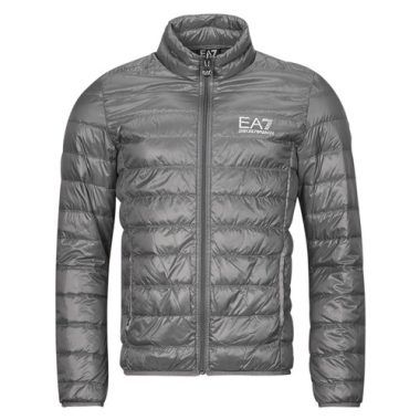 Piumino Uomo Emporio Armani EA7 CORE ID 8NPB01 Grigio, elegante giacca invernale con logo distintivo, perfetta per un look moderno e raffinato. Ideale per ogni occasione, offre comfort e stile senza compromessi. Scopri il calore e la qualità di Emporio Armani EA7.