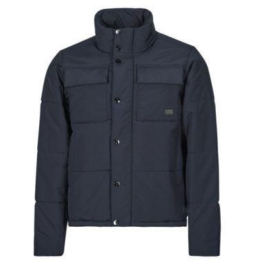 Piumino Uomo G-Star Raw FOUNDATION PDD JKT Marine - Giacca imbottita leggera e impermeabile, ideale per l'inverno. Design trendy e sportivo, realizzato con materiali di alta qualità per garantire comfort e calore. Perfetto per uomini alla moda che cercano un capo versatile da indossare in città o per attività all'aperto. Acquista il tuo G-Star Raw FOUNDATION PDD JKT Marine per un look casual e moderno.