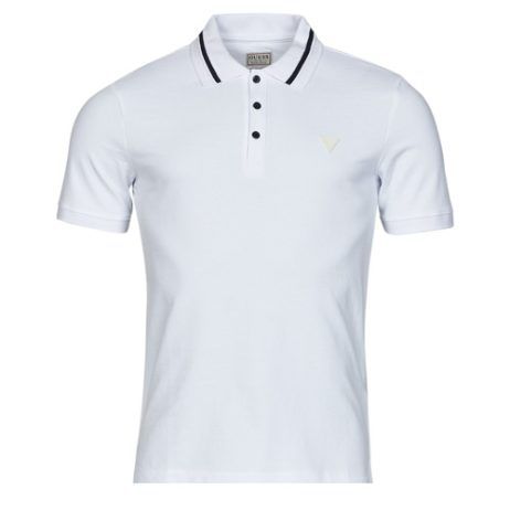 Polo Uomo Guess LYLE SS POLO Bianco - Elegante polo a maniche corte, realizzata in cotone di alta qualità, ideale per look casual e raffinati. Perfetta per la primavera e l'estate, questa polo bianca offre comfort e stile, con il logo Guess distintivo sul petto. Acquista ora la Guess LYLE SS POLO Bianco per arricchire il tuo guardaroba con un gioco di eleganza e versatilità.