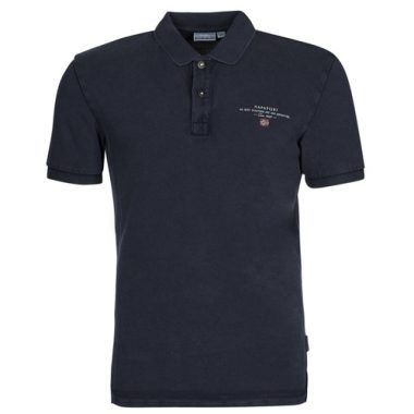 "Polo Uomo Napapijri ELBAS 4 Blu - Un elegante polo casual per uomo, realizzata in tessuto di alta qualità, perfetta per look estivi e outfit informali. Disponibile in blu, questa polo combina comfort e stile. Ideale per attività all'aperto o per un appuntamento casual, la Polo Napapijri ELBAS 4 è un must-have nel guardaroba di ogni uomo alla moda."