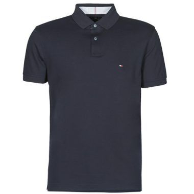 Polo Uomo Tommy Hilfiger 1985 REGULAR POLO Blu, dallo stile classico e moderno, perfetta per il guardaroba di ogni uomo. Realizzata con materiali di alta qualità, offre comfort e durata. Ideale per outfit casual e occasioni informali, questa polo è un must-have per la stagione. Acquista ora la tua polo Tommy Hilfiger 1985 e arricchisci il tuo stile.