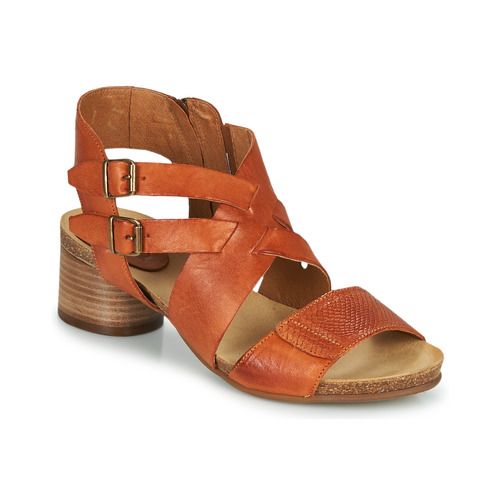 Sandali Donna Casta ERVA Arancio, eleganti sandali estivi con design moderno, tacco comodo e dettagli alla moda. Perfetti per ogni occasione, dai look casual a quelli più chic. Scopri il comfort e lo stile dei sandali ERVA, ideali per valorizzare il tuo outfit estivo.