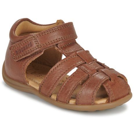 "Sandali bambina ragazza Bisgaard CARLY Marrone, eleganti e comodi, ideali per l'estate. Scarpe di alta qualità per bambini, perfette per ogni occasione. Acquista i tuoi sandali Bisgaard per un look trendy e alla moda."